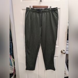 Reebok Men's Dark Green Jogger Pants